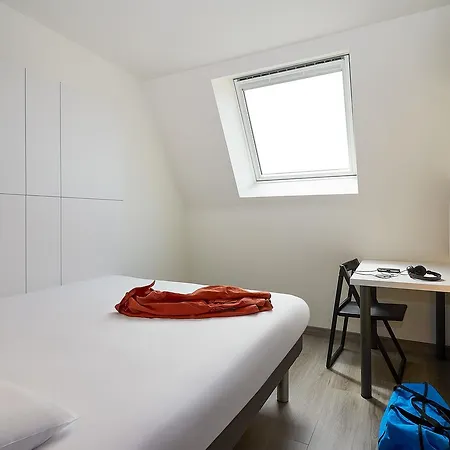 Ibis Budget Oostende Airport Hotel 2*