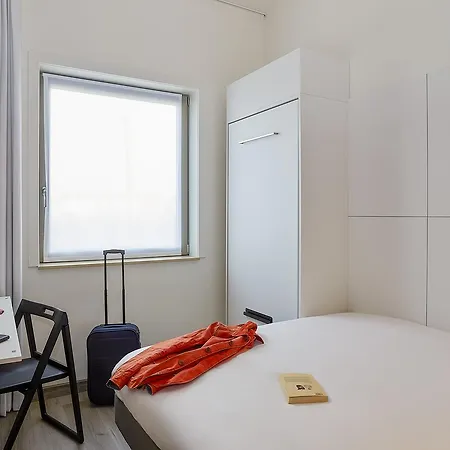 Ibis Budget Oostende Airport Hotel